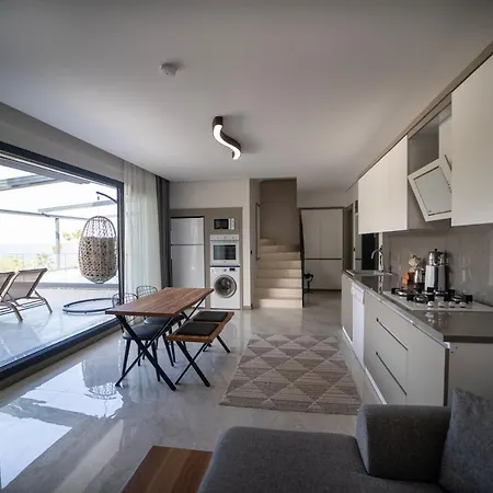 Artan מלון דירות 4*