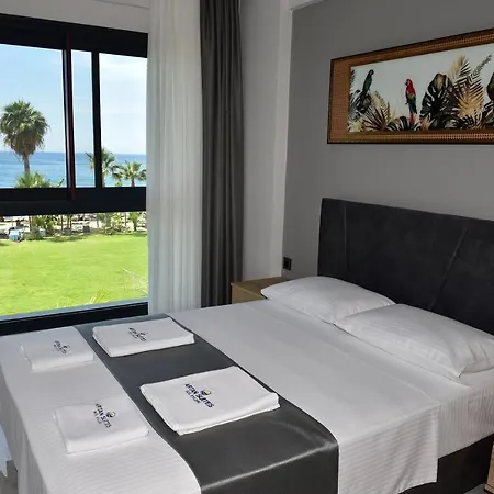 Aparthotel Artan *