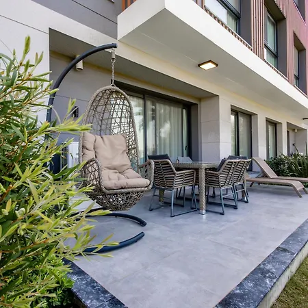 Artan Aparthotel *